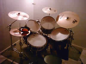 Dougs studio - Drum lessons